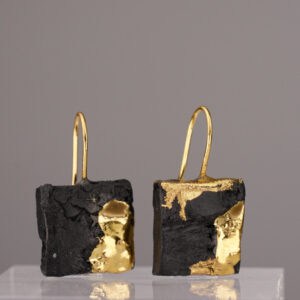 Black Gold Square 38